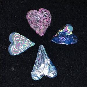 Set o/4 Polymer Handmade Art Hearts No 2 Are Alike